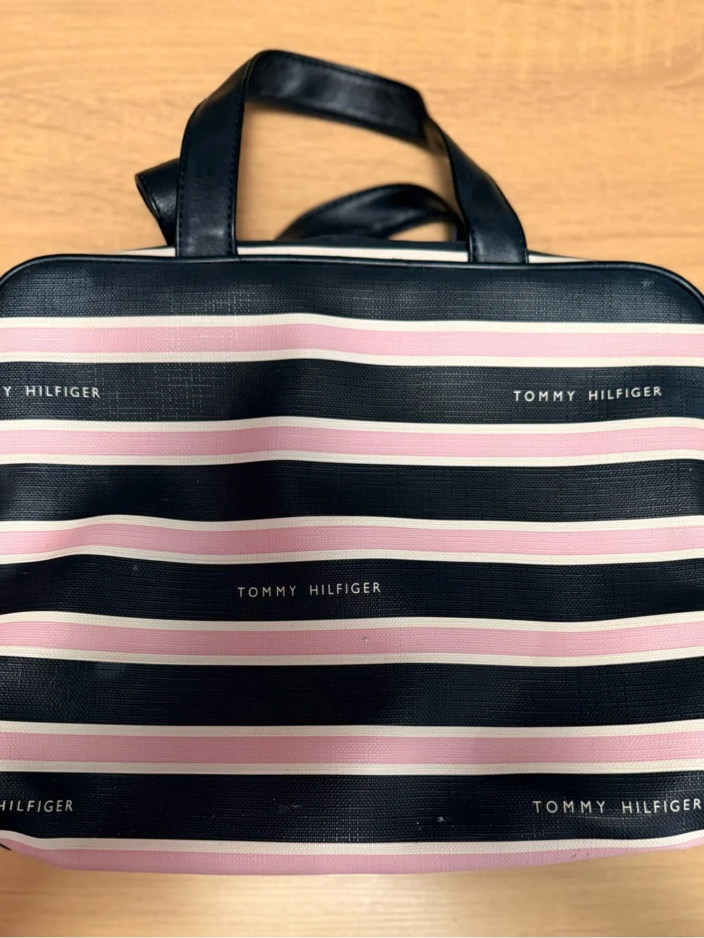 Tommy Hilfiger Striped Toiletry Bag